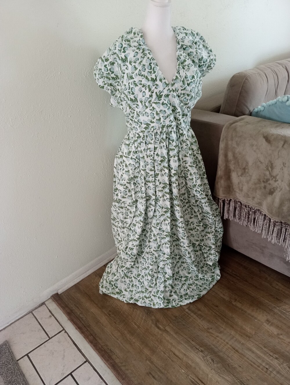 SOCIETY SOCIAL X CROWN & IVY Cotton Puff Sleeve Full Flare Maxi Dress | 14 - Picture 5 of 12